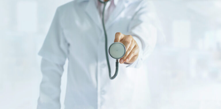 Read more about the article Physician Engagement  in Clinical Trial Recruitment
